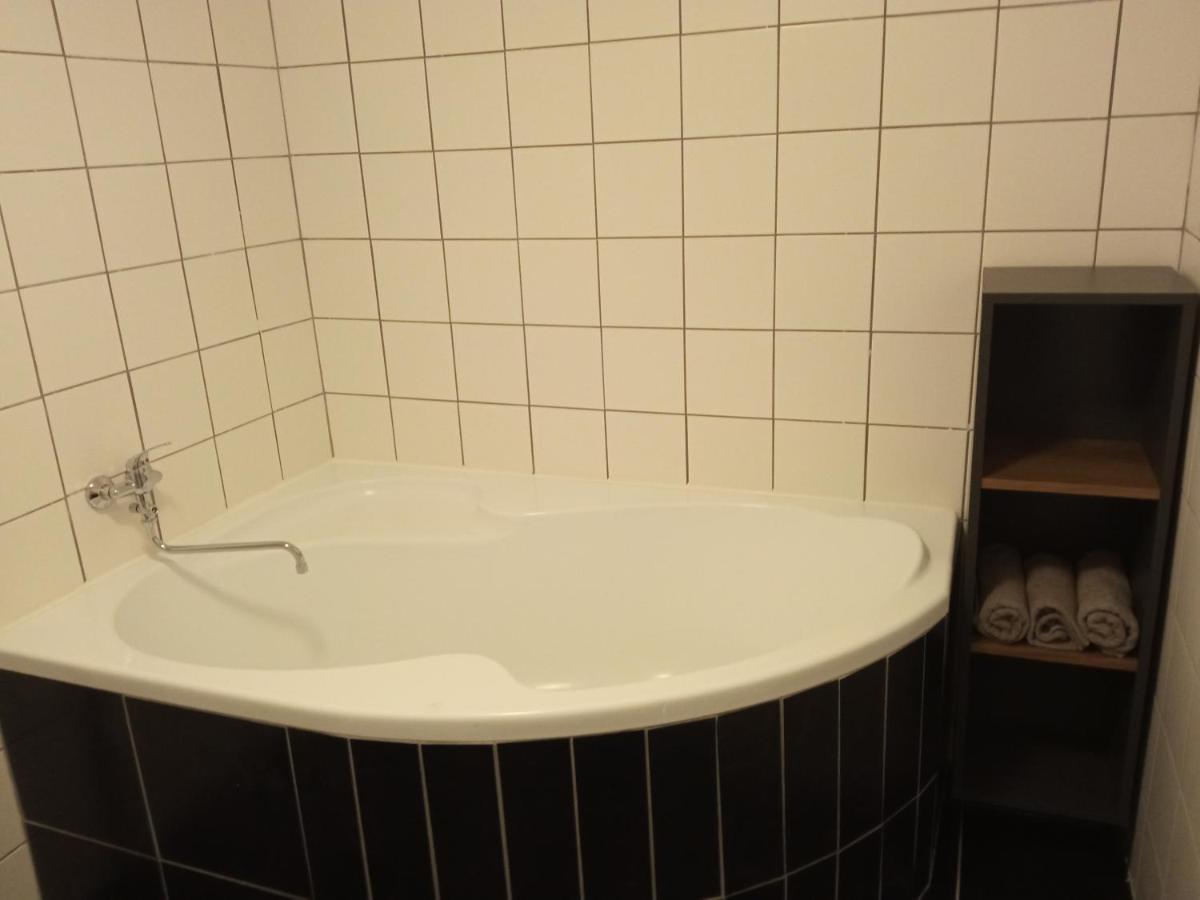 Apartman Hulin, Chrastany Dış mekan fotoğraf